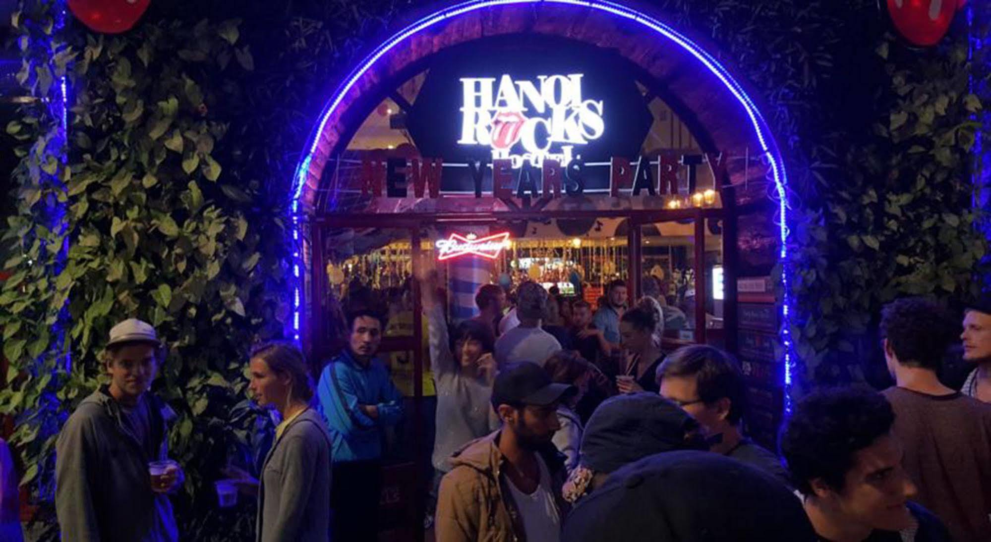 Hanoi Rock Hostel Exterior photo